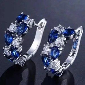 \\ NEW \\ S925 STERLING SILVER \\ LUXURY BLUE DIAMOND STUD EARRINGS